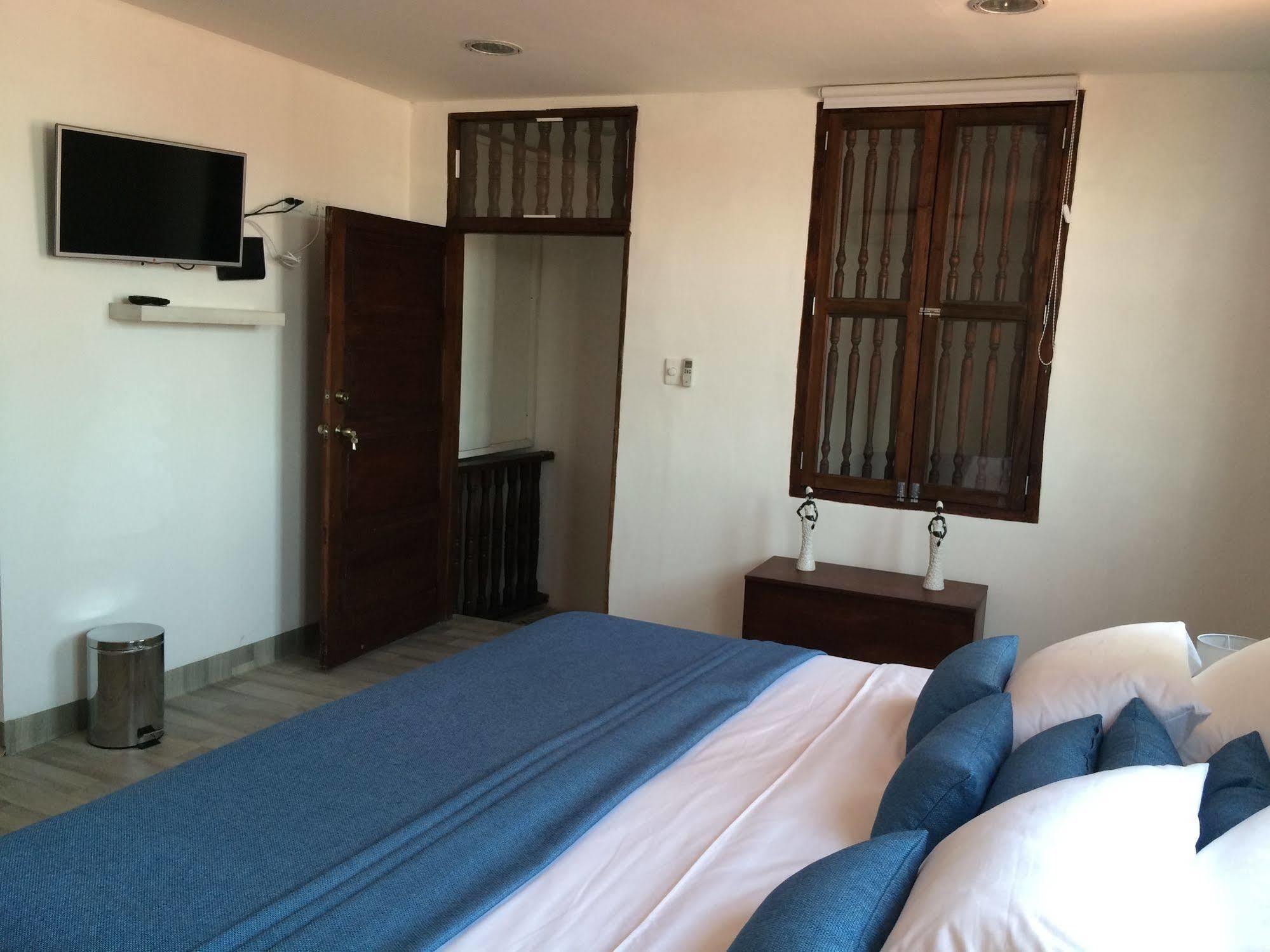 Santa Alejandria Hotel Картахена Экстерьер фото